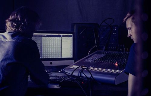 Mixing and mastering in Drop Studios für Musicians Vienna